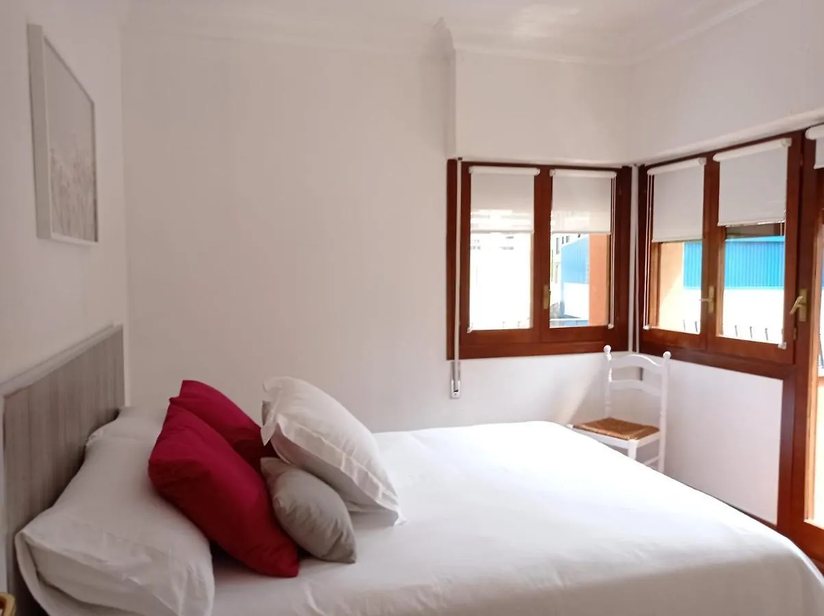 Easo Terrace Apartment Free Private Parking And Air Conditioning San Sebastian 0*,  Spanje